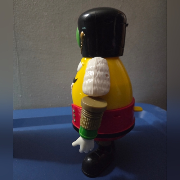 M&M's Nutcracker Dispenser - Picture 2 of 4
